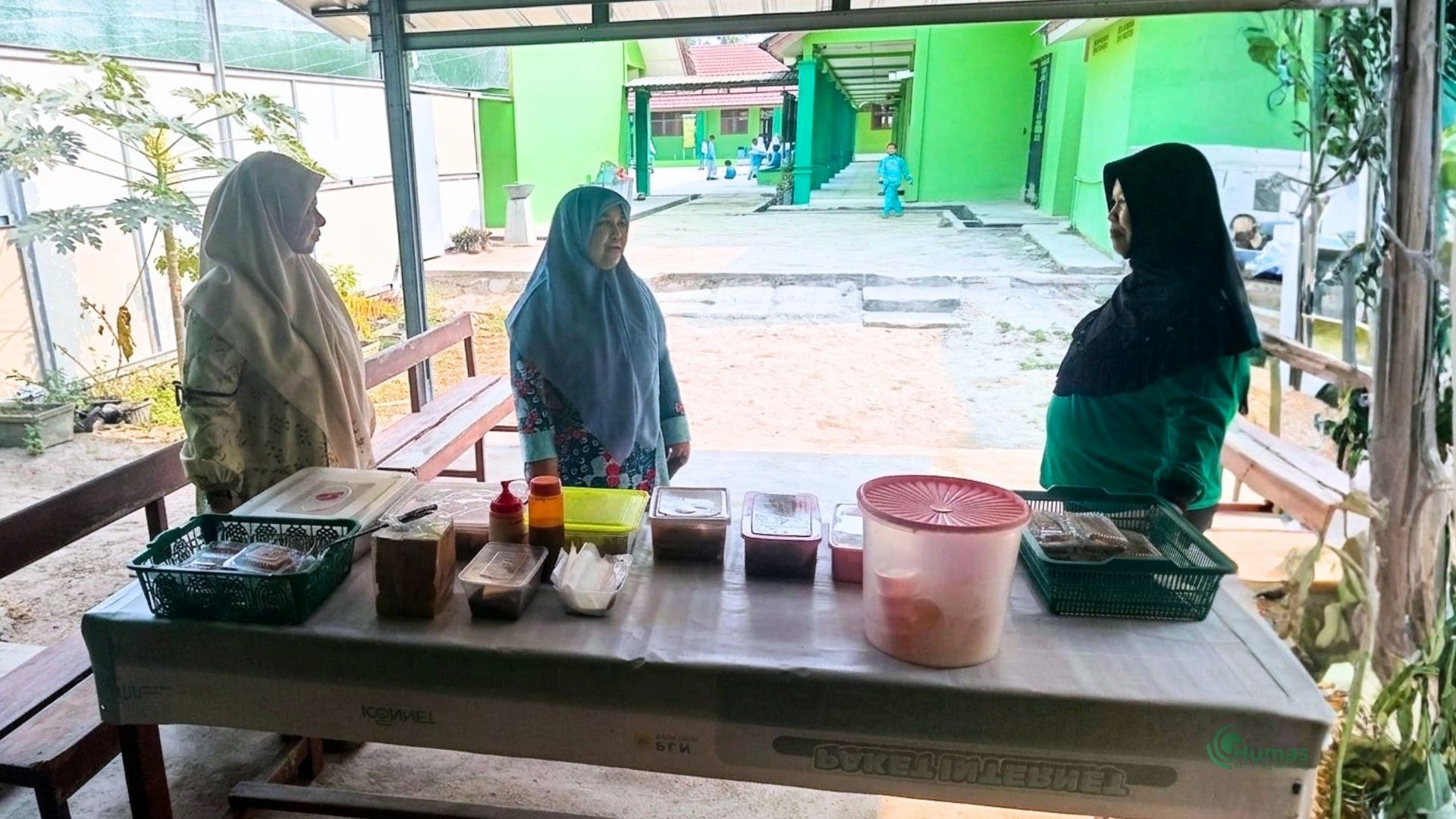 Wujudkan Madrasah Sehat, Tim Puskesmas Air Saga Lakukan Inspeksi Kesehatan Lingkungan di MIN 1 Belitung