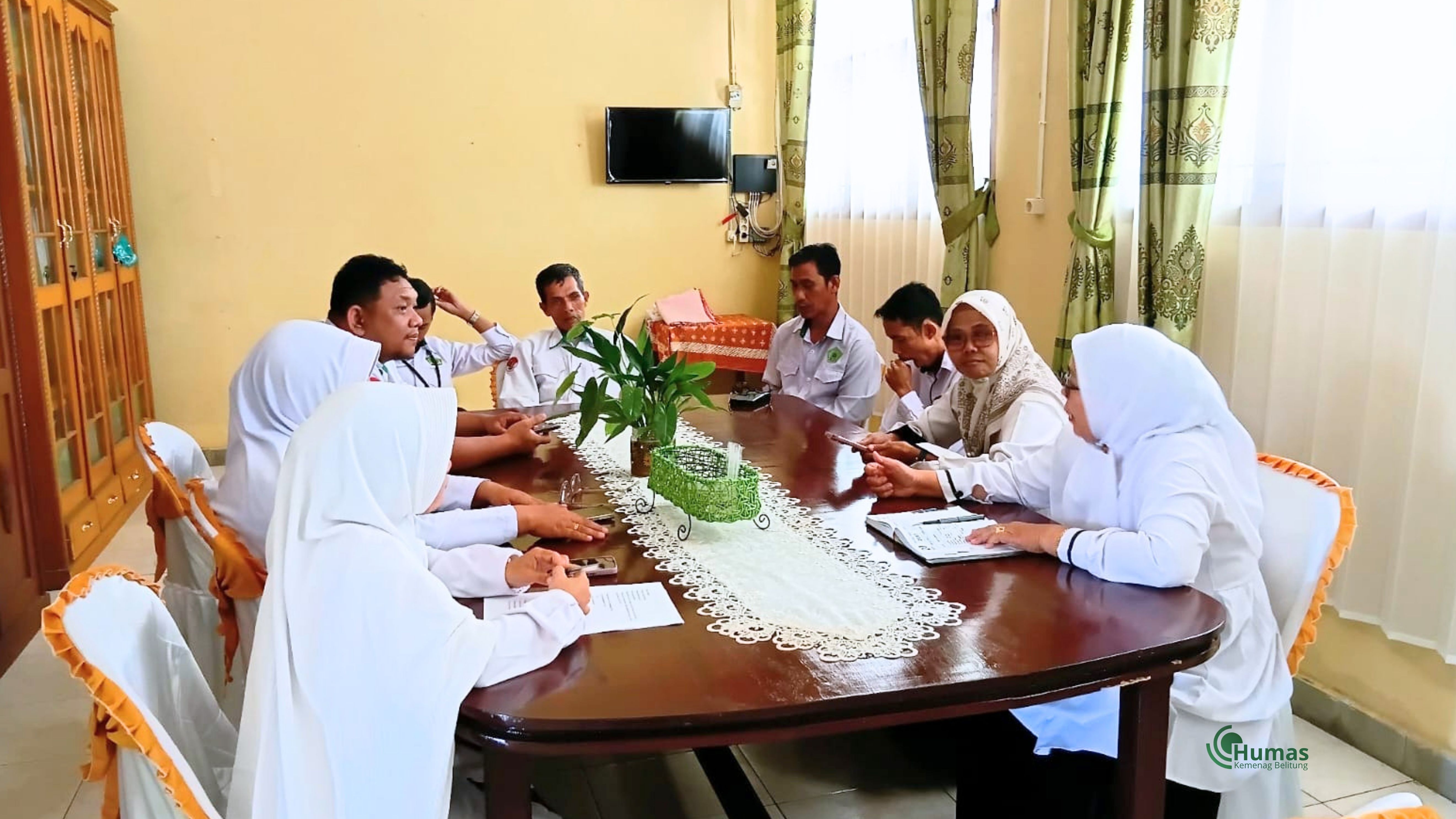 Rapat Tim Adiwiyata, MTsN 1 Belitung Matangkan Program Kerja dan Pembentukan Pokja