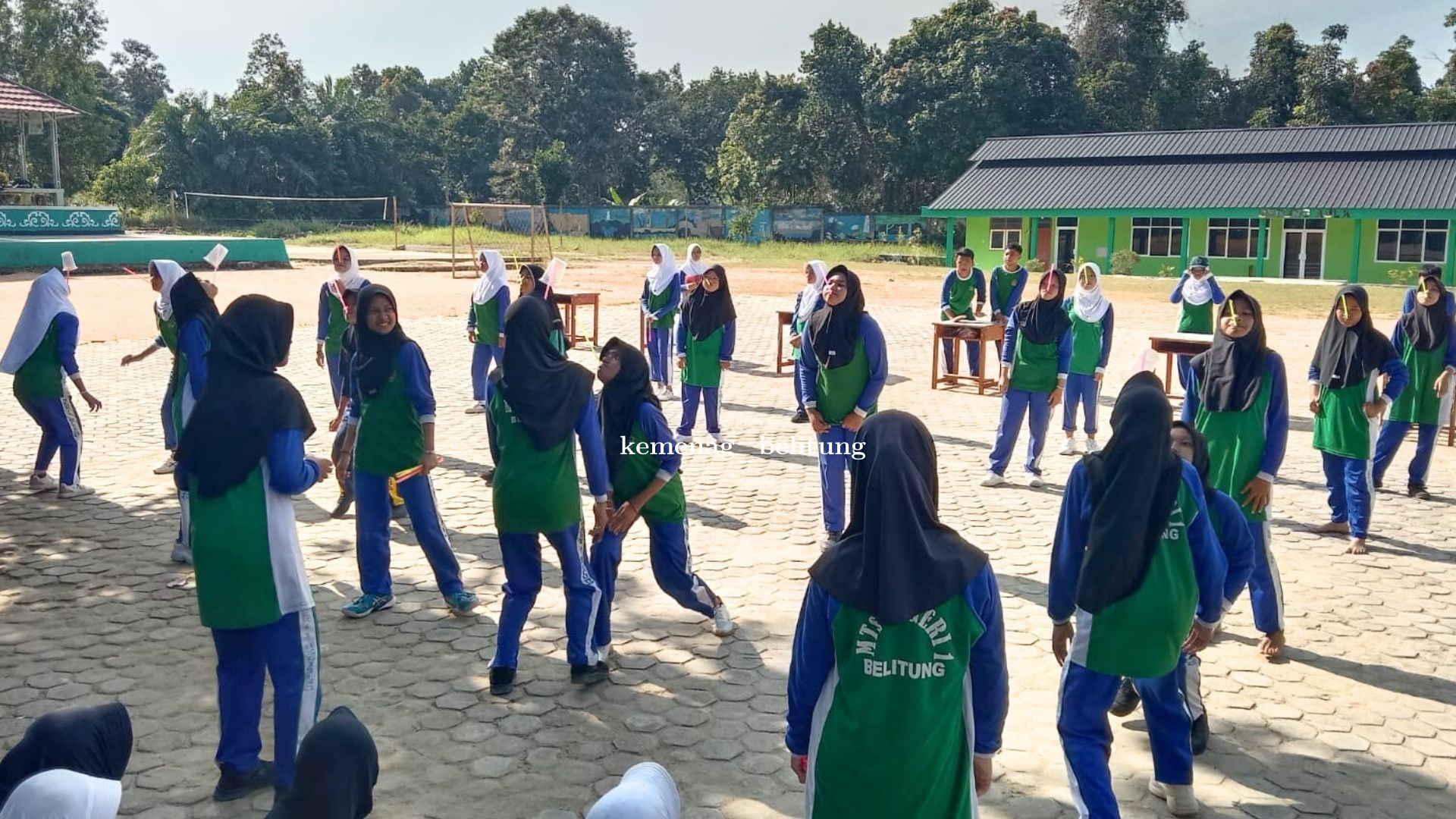 Semarak HUT RI ke-80, Siswa MTsN 1 Belitung Ramaikan Aneka Lomba