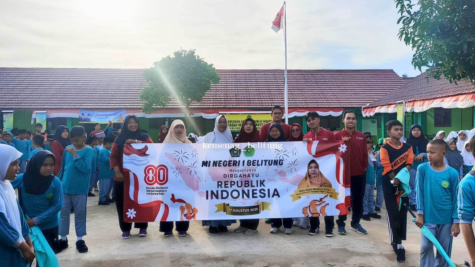 MIN 1 Belitung Gelar Jalan Sehat Meriah, Drum Band Gema Cipta Islami Ikut Semarakkan