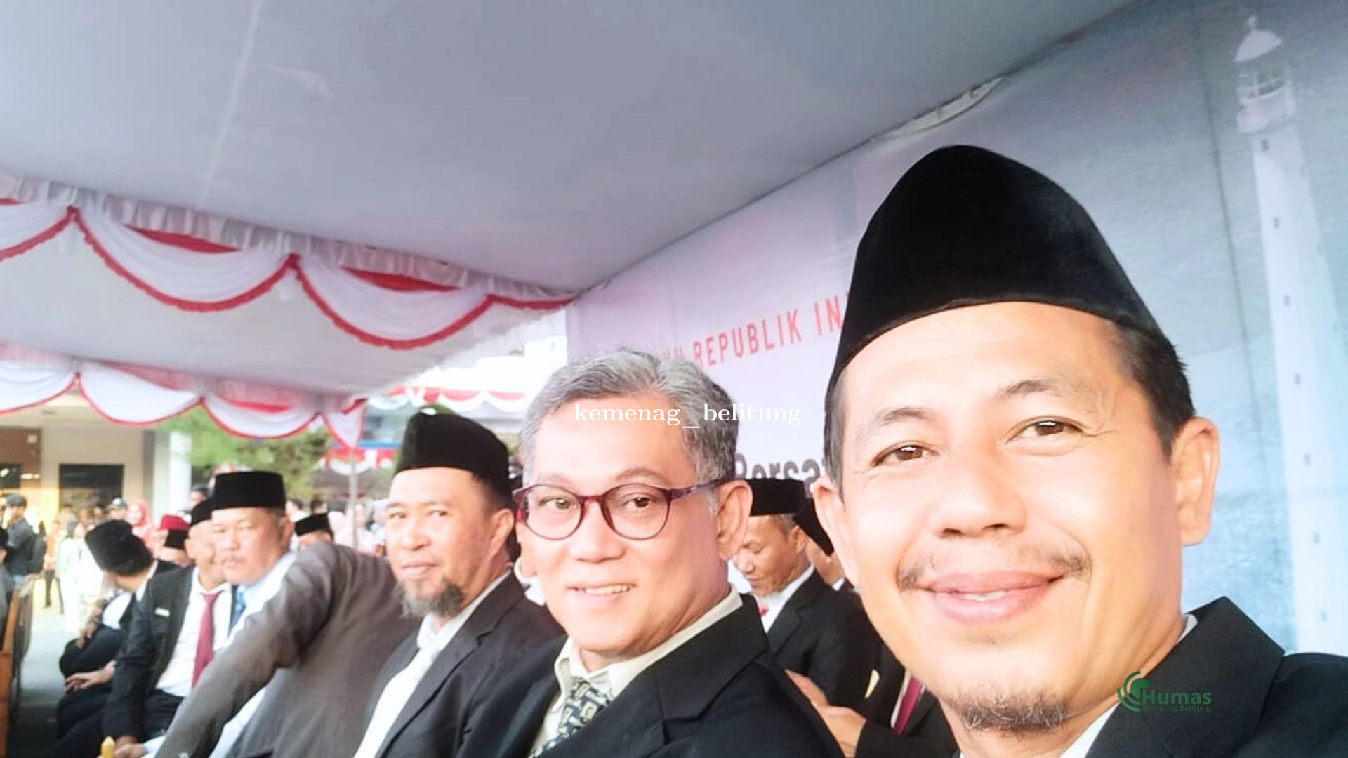 Kemenag Belitung Hadiri Upacara Penurunan Bendera HUT RI ke-80 di Halaman Kantor Bupati